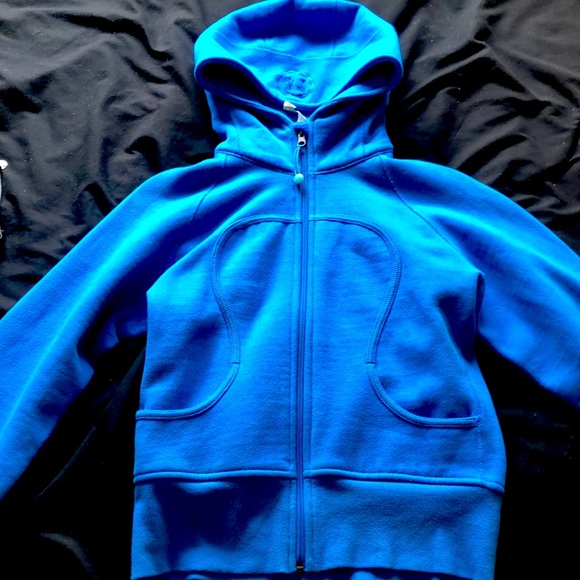 Lulu lemon sweater - Picture 1 of 2